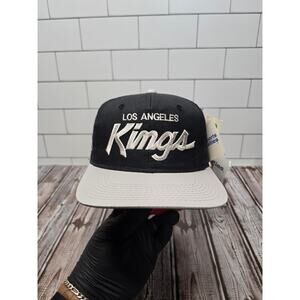 Sports Specialties Los Angeles Kings Vintage Single Script Adjustable Snapback